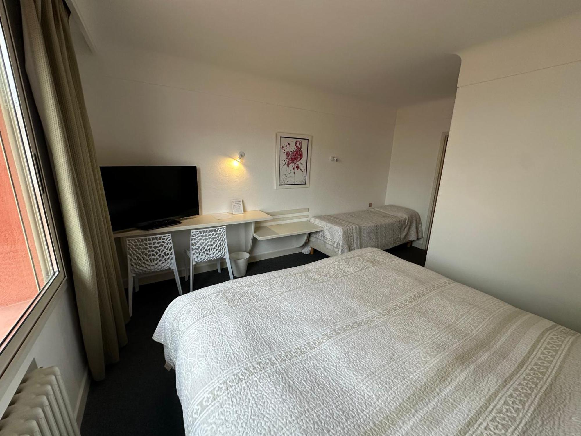 Hotel Chiffre Albi Cameră foto