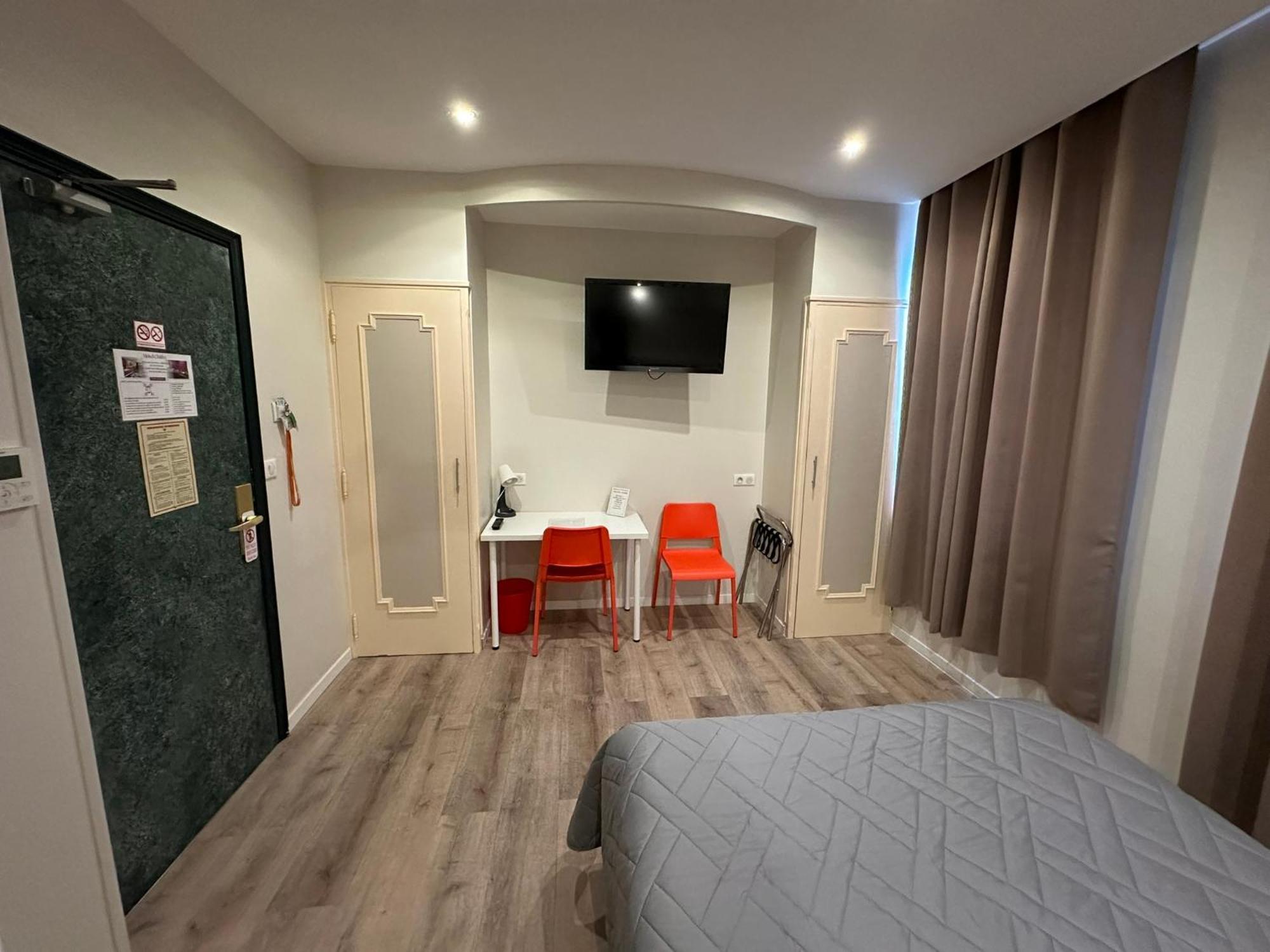 Hotel Chiffre Albi Exterior foto